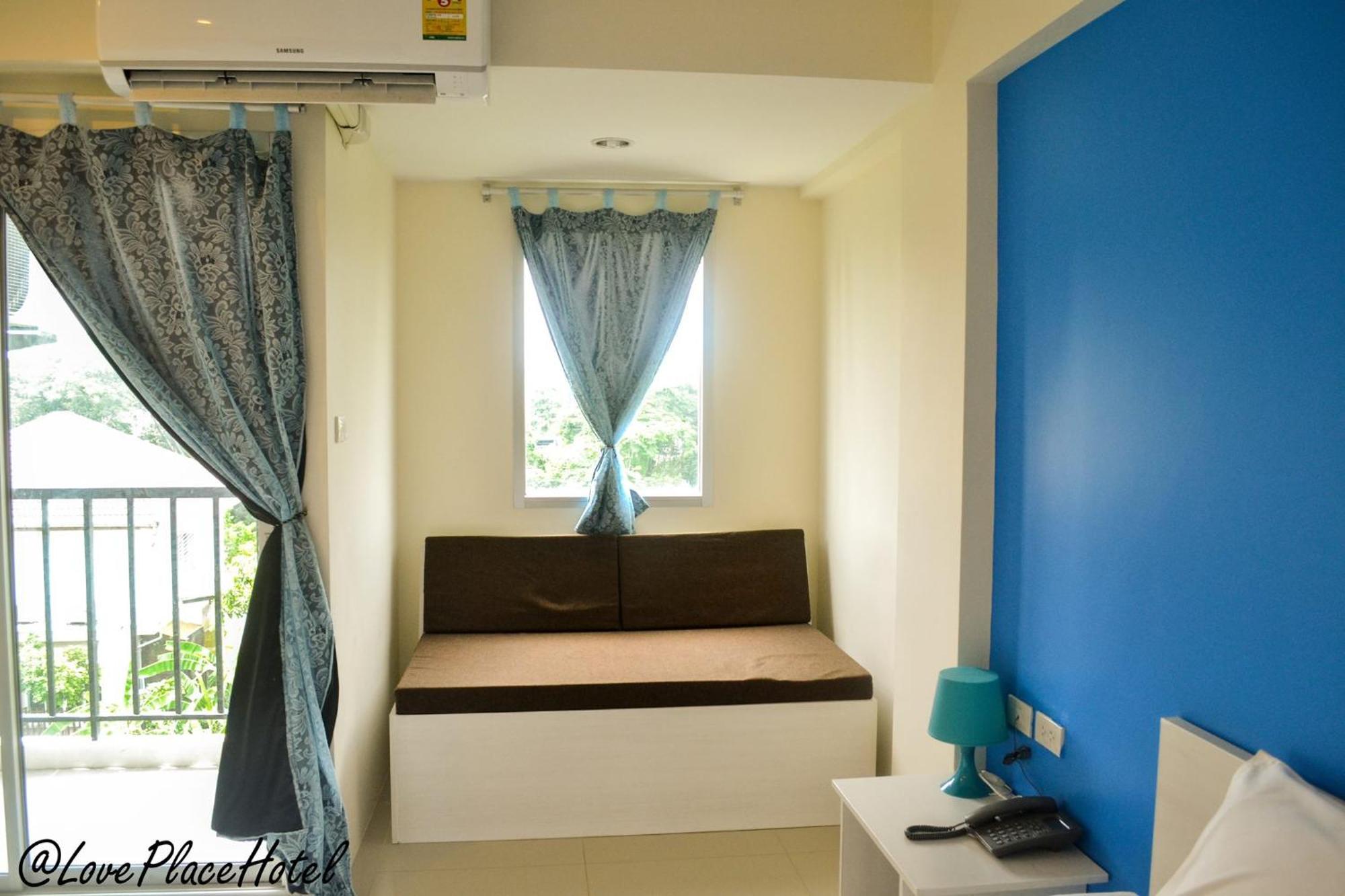 Sixty Star Love Place Hotel Bangkok Exteriör bild