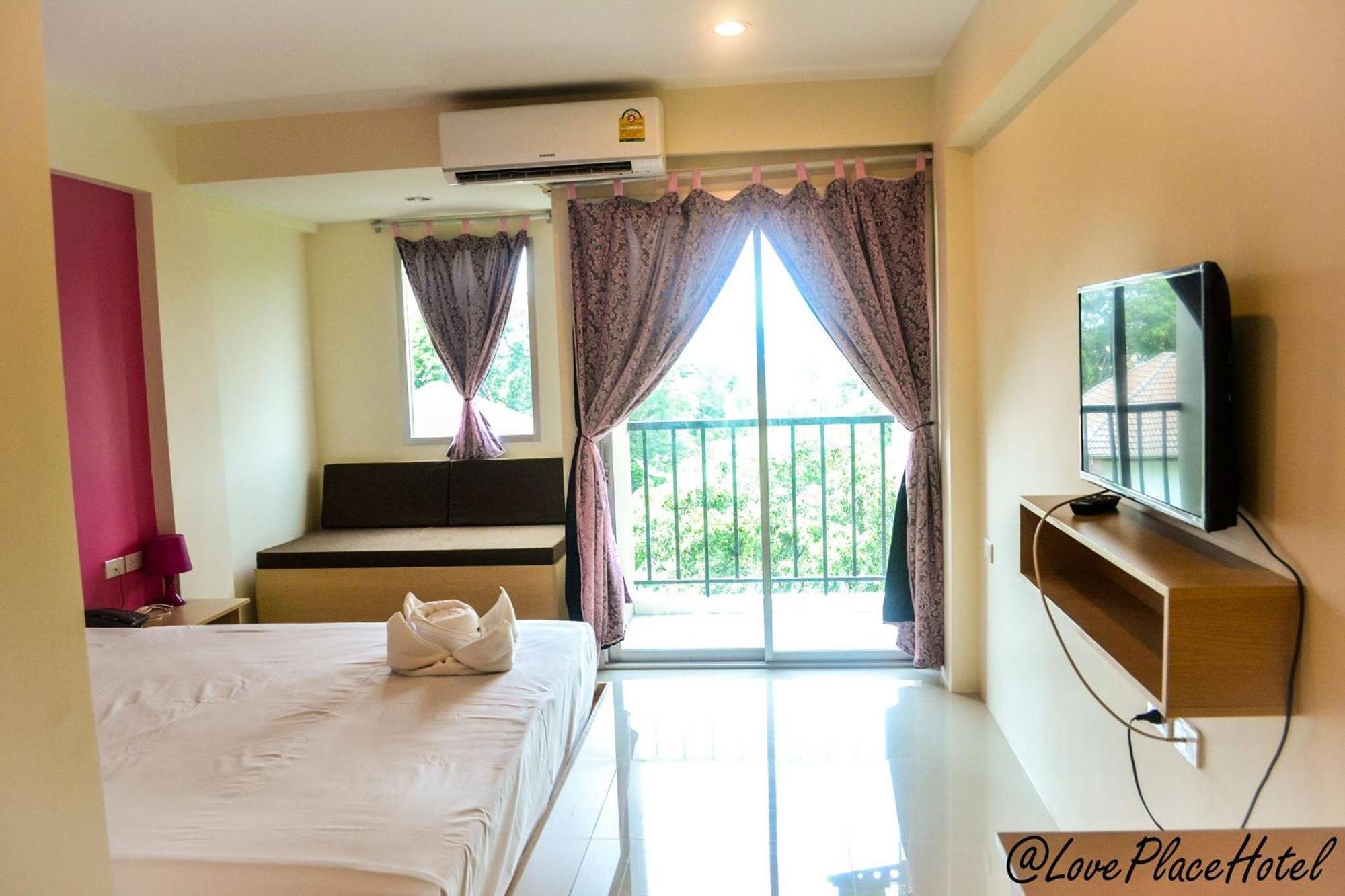 Sixty Star Love Place Hotel Bangkok Exteriör bild
